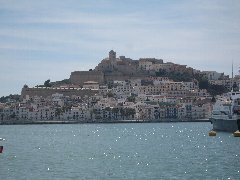 イビサへ　－太陽・海・クラブ・要塞・ヤモリの島 －　～スペイン～