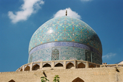 イラン・栄華を誇ったイスファハン・ゾロアスター教徒の町ヤズド そして廃墟化したバムへ