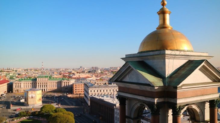 芸術の都と美しい古都、そして歴史の都を巡る旅 —サンクトペテルブルク、リガ、キエフ、そしてイスタンブールへ—